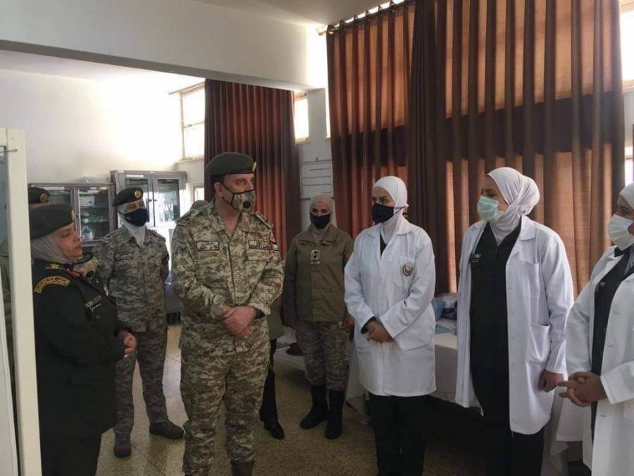 مدير عام الخدمات الطبية الملكية يتفقد عدداً من مرافق مدينة الحسين الطبية الإدارية..