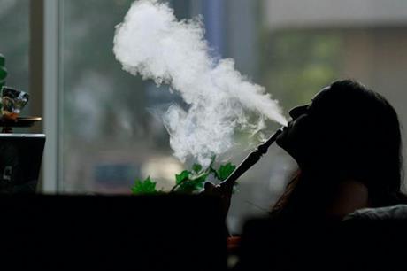 إغلاق 7 مقاهي قدمت الأرجيلة بالزرقاء