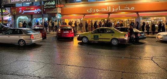 تهافت كبير على الأسواق قبيل المنخفض