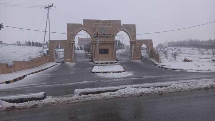 محافظة عجلون تشهد تساقط للثلوج بشكل متقطع