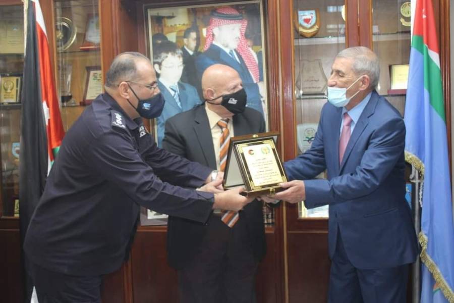 يوم الوفاء للمتقاعدين العسكريين والمحاربين القدامى