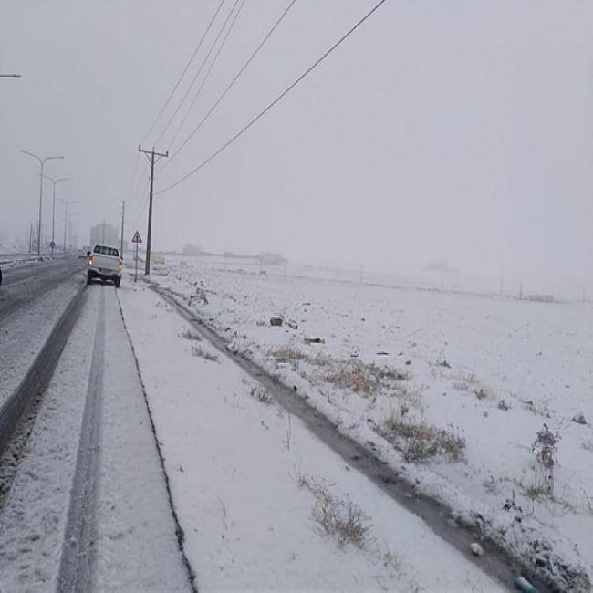 تساقط غزير للثلوج في المزار الشمالي