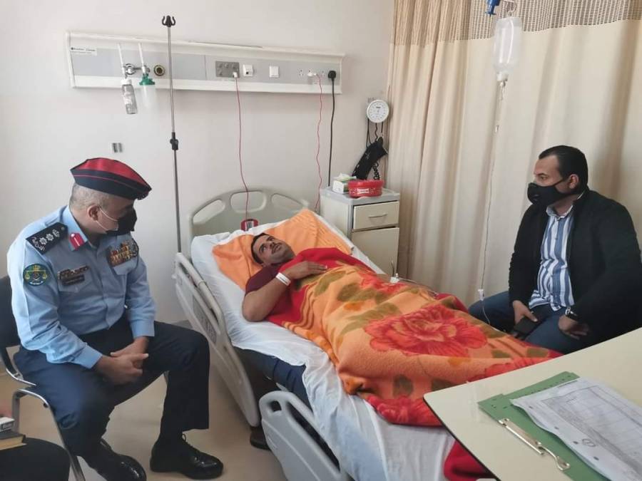 العقيد الدعجة ||يزور الوكيل عويد في مستشفى الملك طلال العسكري