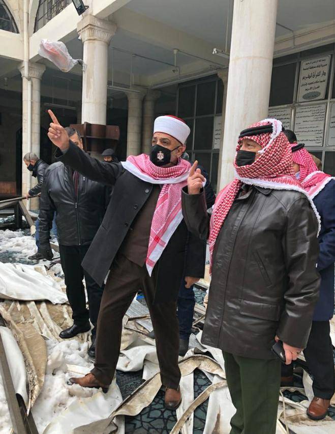 إنشاء قبة سماوية زجاجية للمسجد الحسيني على نفقة الملك