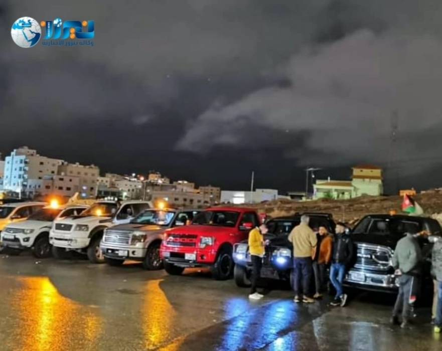 فريق نسور الزرقاء يساهم في تقديم المساعدة للحالات الطارئة خلال المنخفض الجوي... فيديو وصور...