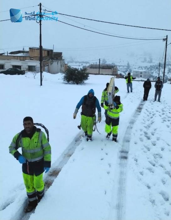 كهرباء اربد  :  ٩٩  نسبة الانجاز للاعطال المسجلة عبر 120 ورشة ميدانية  عملت على مدار الساعة خلال المنخفض الجوي.