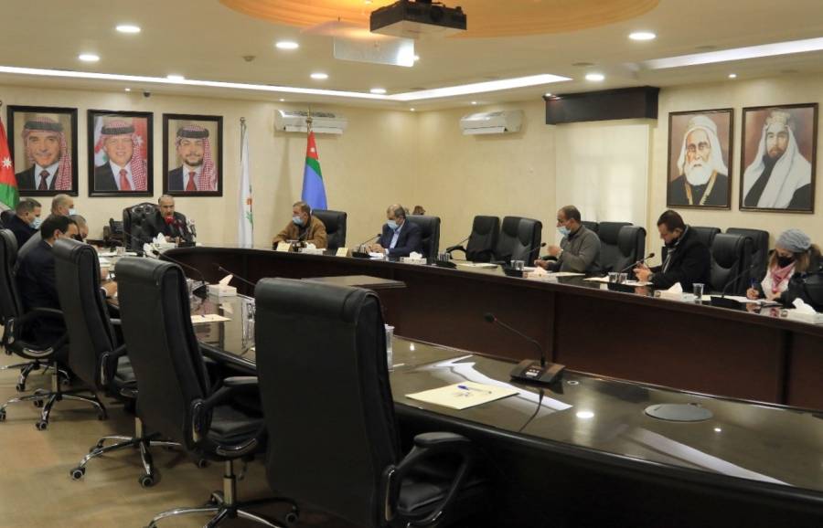 وزير الداخلية: اعتبار كل مخالف للحجر المنزلي مطلوب