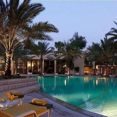 تعميم صادر عن وزارة السياحة