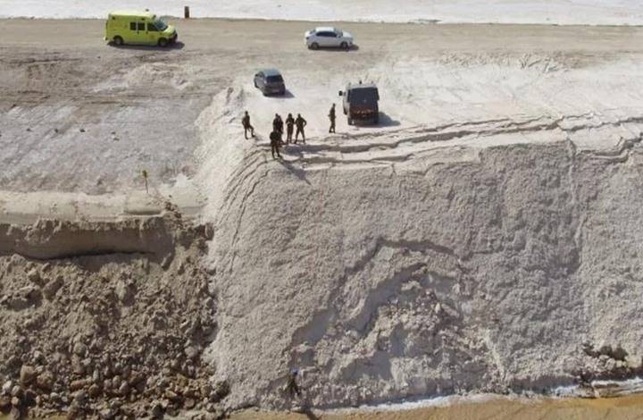 الاحتلال يبني جدارا ملحيا على الحدود مع الأردن