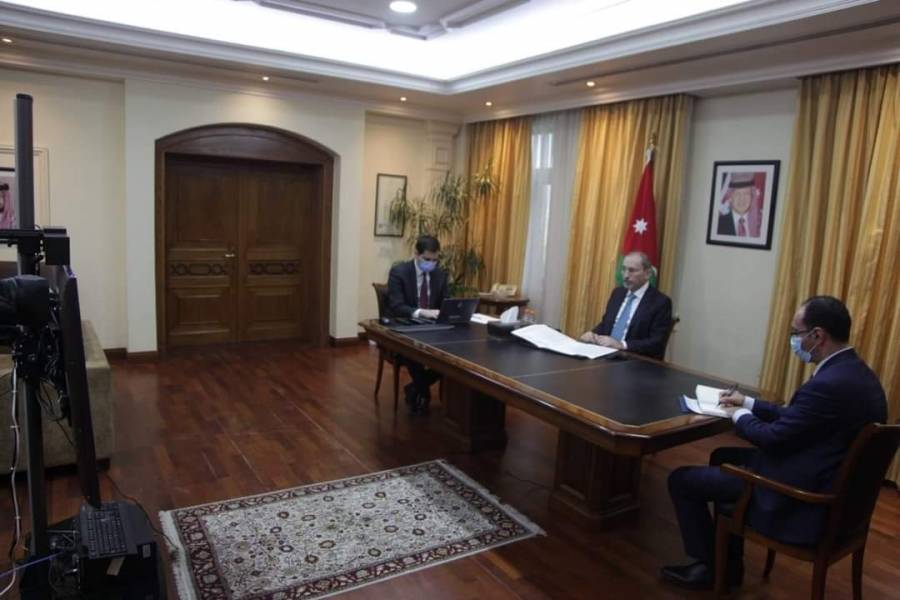 الصفدي يؤكد اهمية ايجاد افق سياسي للعودة للمفاوضات