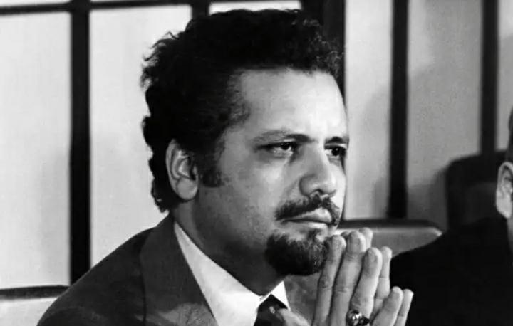 وفاة عراب الذهب الأسود  السعودي  أحمد زكي يماني