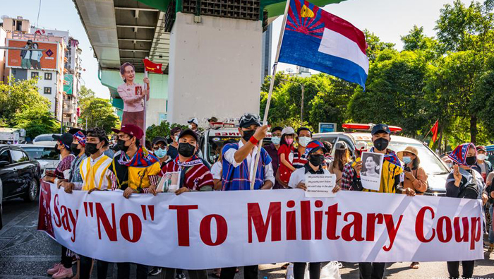 Facebook bans all Myanmar militarylinked accounts