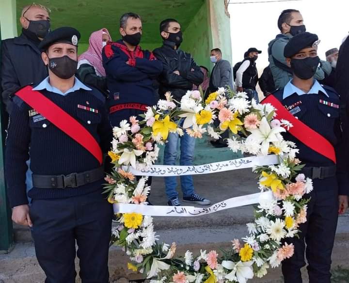 الامن العام يشيع جثمان الرقيب حمزة محمد المحادين