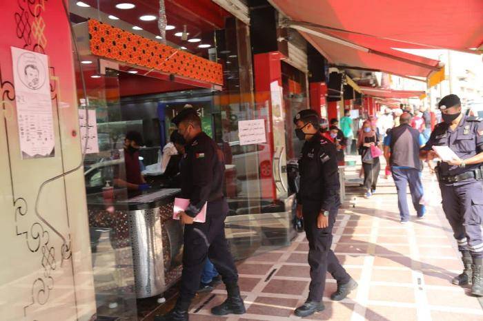 مخالفة 525 فرد و 232 منشأة خلال أسبوع