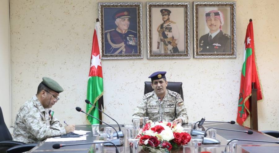 دورة لدمج وتهيئة ضباط الصف الذين سيحالون إلى التقاعد