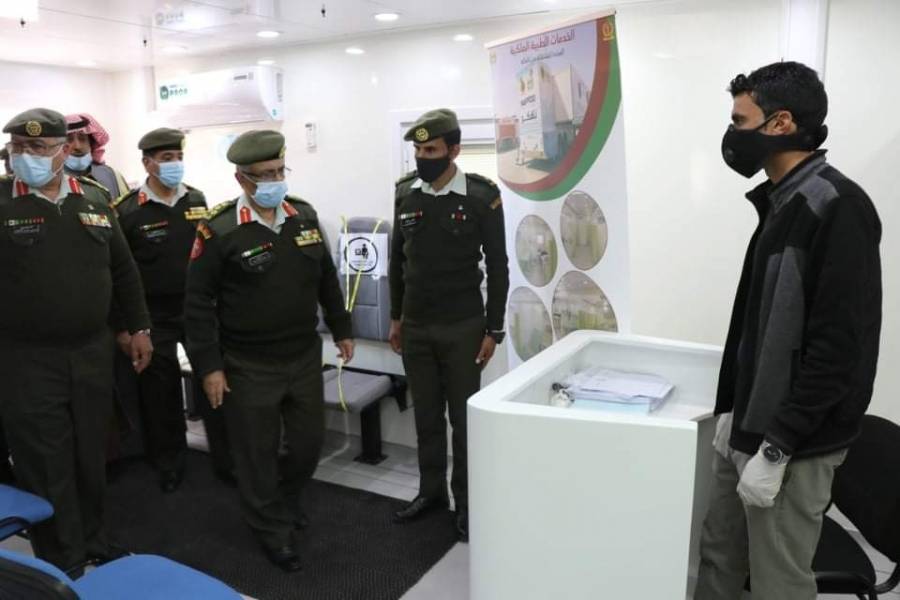 افتتاح عيادة طبية متنقلة في وادي رم...صور