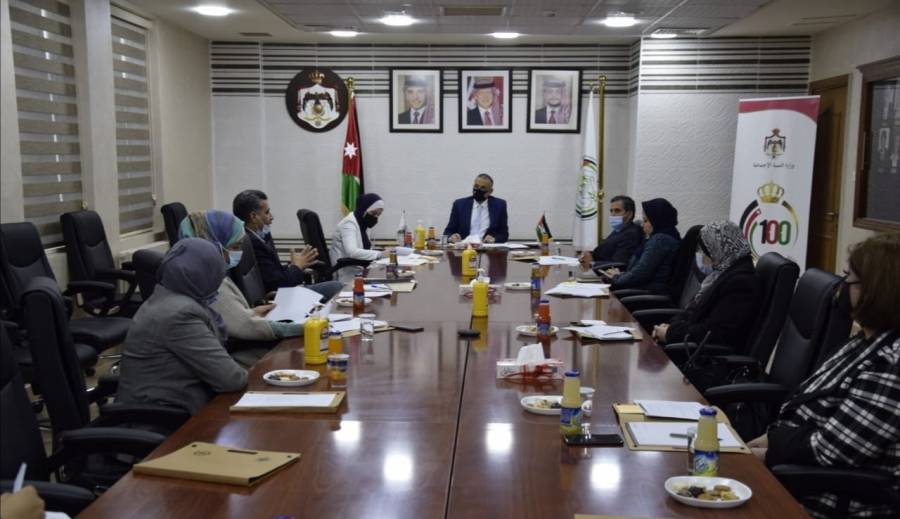 الضمور يترأس اجتماعا لاعداد خطة وطنية لمواجهة انماط العنف الموجه ضد النوع الاجتماعي