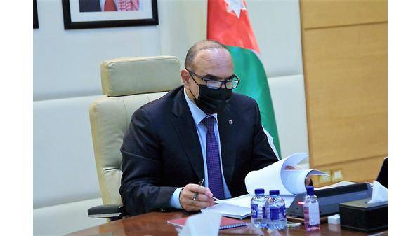 وزراء حكومة الخصاونة يقدمون استقالاتهم تمهيدا لتعديل وزاري الأسبوع القادم