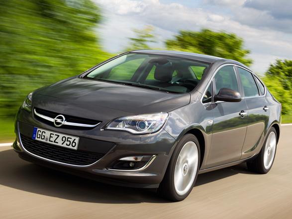 Opel Astra Saloon 1.4T: Soldiering on, small saloon remains relevant