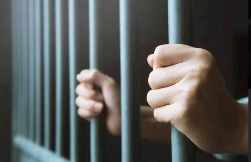 توقيف عريس ومنظم حفلات أسبوعا لمخالفتهما أوامر الدفاع