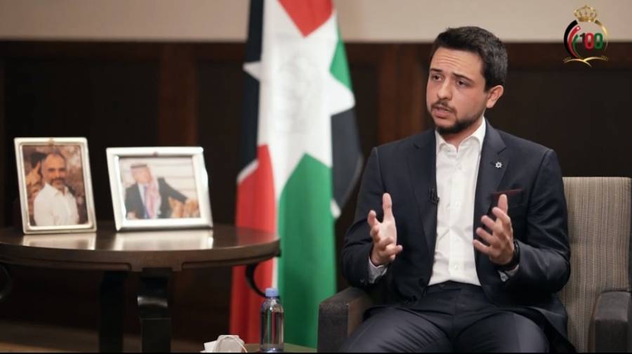 ولي العهد يوجه  تحية اعتزاز لجميع العاملين في مكافحة وباء كورونا