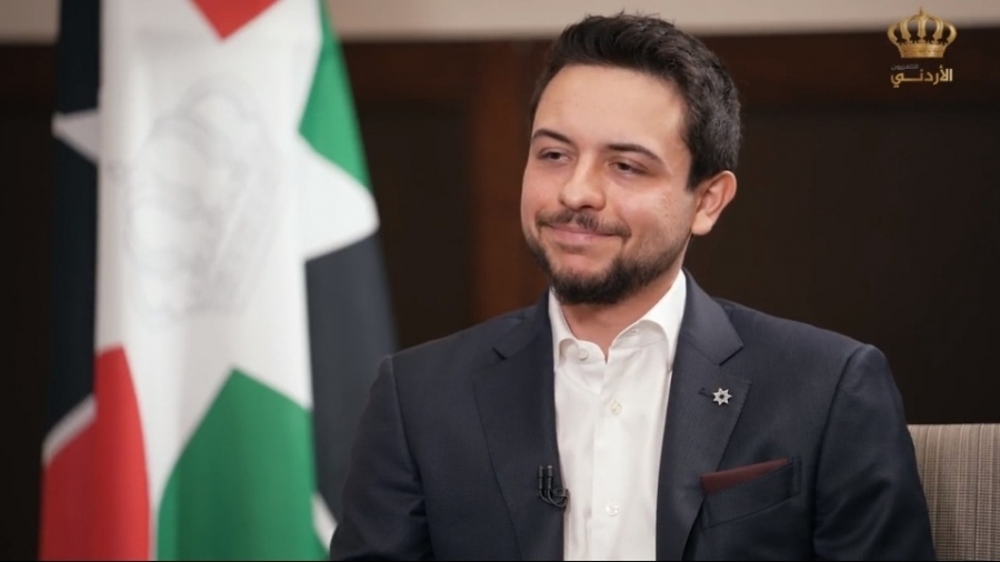 شاعر بني صخر يكتب يا  أمير   يا   رمز  الفخر   والفخامه