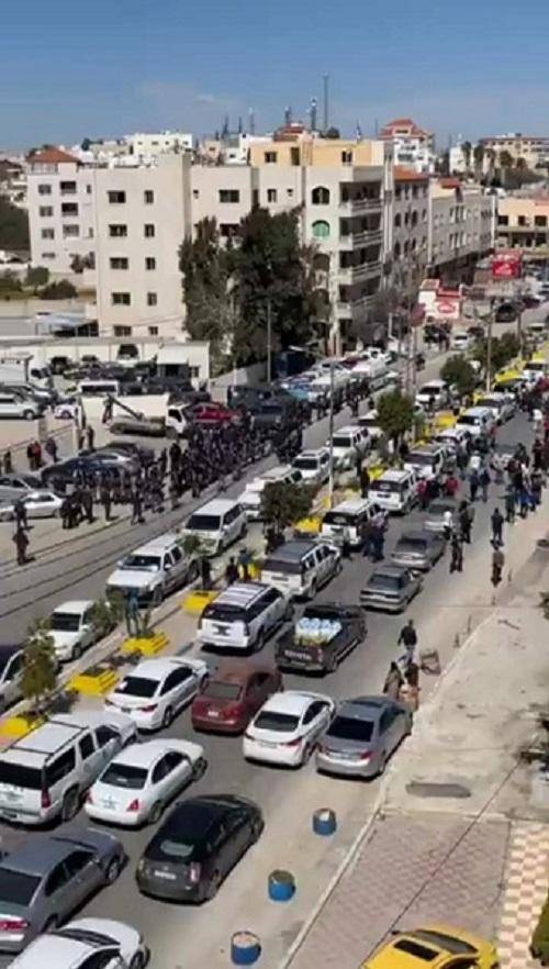 اعتصام للمطالبة بفتح حدود جابر