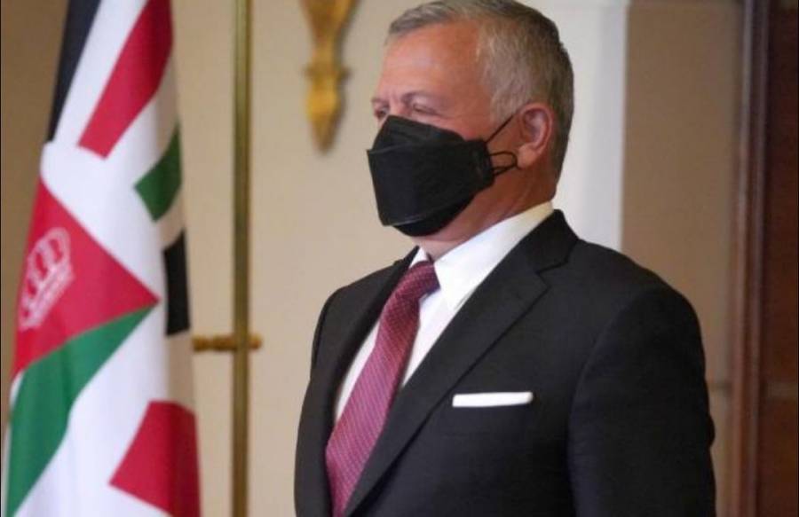 الملك يتقبل أوراق اعتماد عدد من السفراء