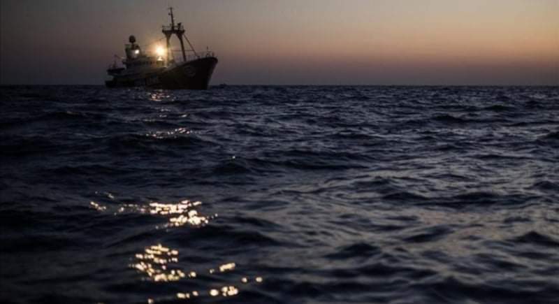 إنقاذ 146 مهاجراً وانتشال 39 جثة إثر غرق مركبين في تونس