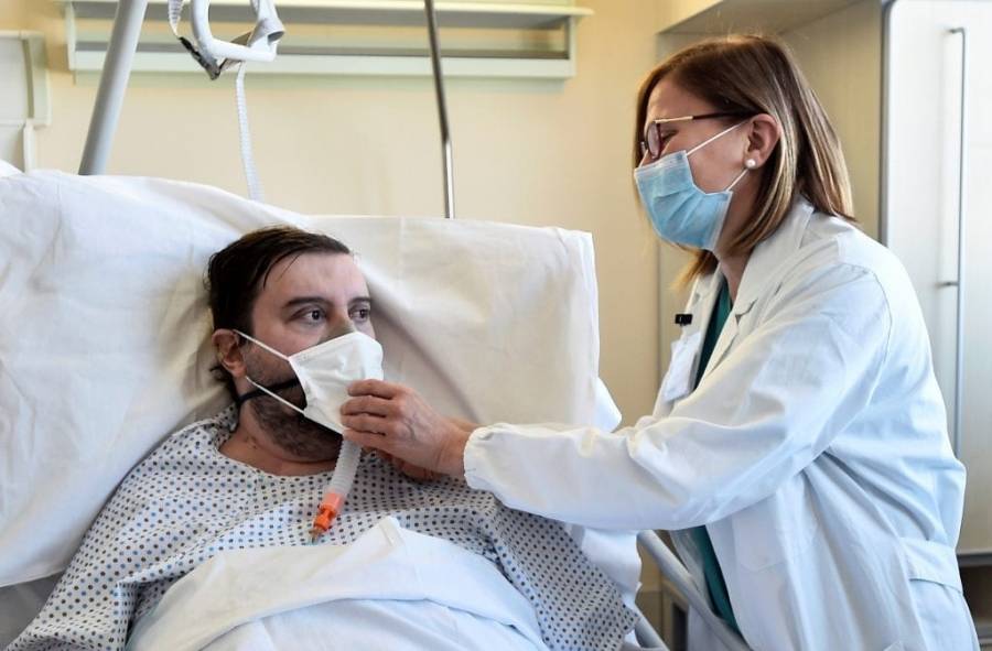 دراسة: مرضى كورونا الذين لم يشعروا بالأعراض يواجهون 30 مشكلة صحية...