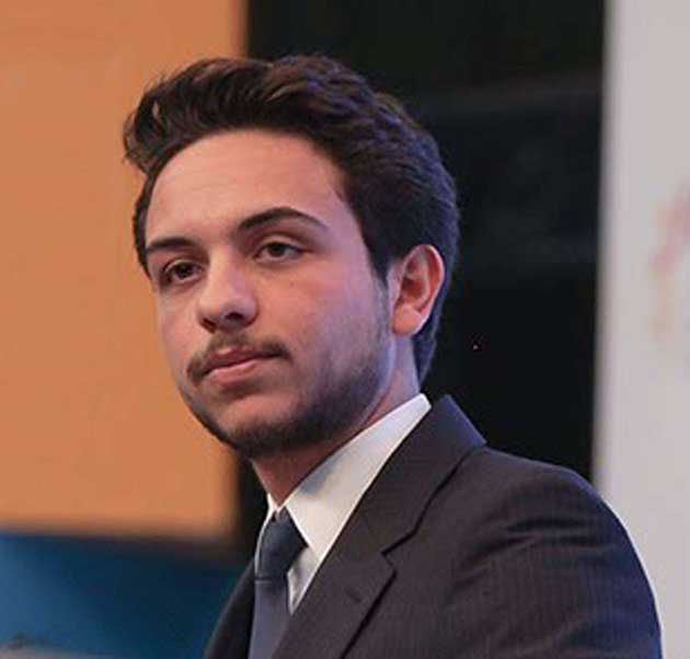 ولي العهد يعزي بوفاة الناشط عبود العمري