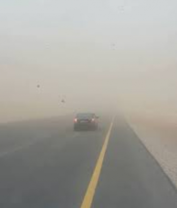 الأمن العام: تدني مدى الرؤية في مناطق الزميلة وضبعة والجيزة بسبب الغبار الكثيف