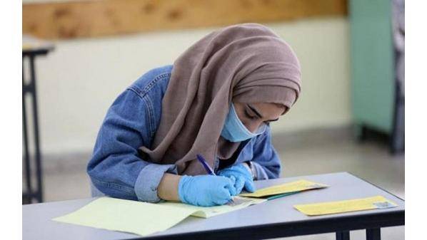 التربية: زيادة وقت إمتحان بعض مواد التوجيهي وحذف الوحدة الأخيرة من الثقافة المشتركة