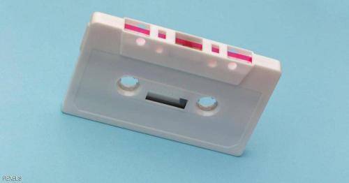 وفاة لو أوتنز مخترع شريط الكاسيت