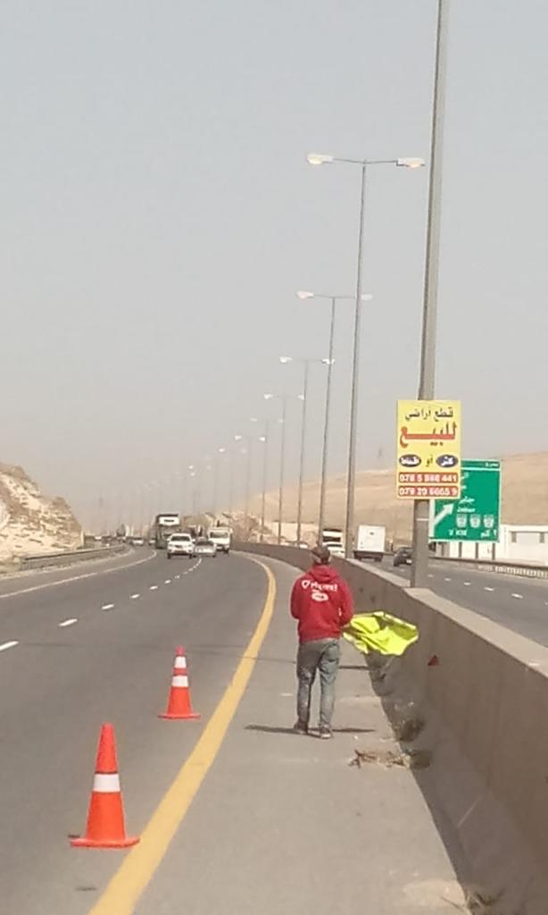 الاشغال تعلن عن البدء بتنفيذ عطاء تأهيل الاناره في طريق عمان التنموي