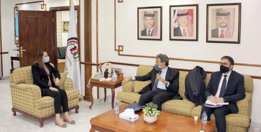 Industry minister, Italian ambassador discuss cooperation