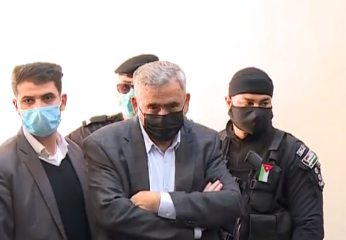عاجل : مصدر قضائي يكشف تفاصيل مثول وزير الصحة المُقال نذير عبيدات أمام مدعي عام السلط