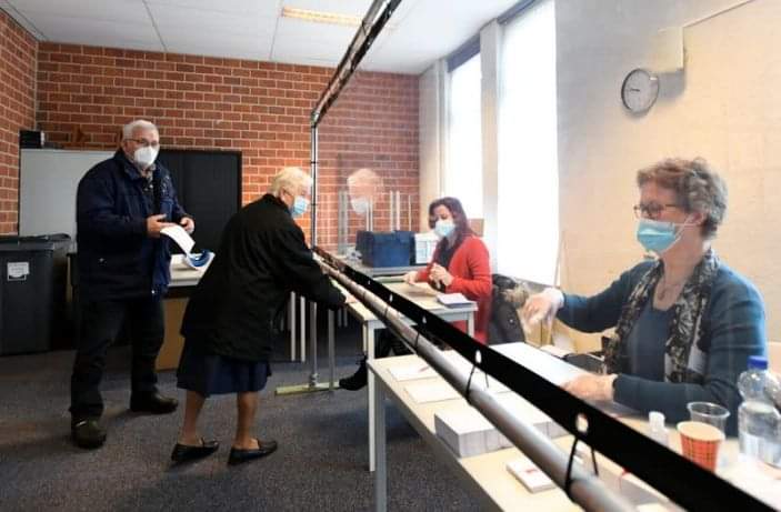 هولندا تبدأ اليوم الأول من الانتخابات وسط تفشي كورونا