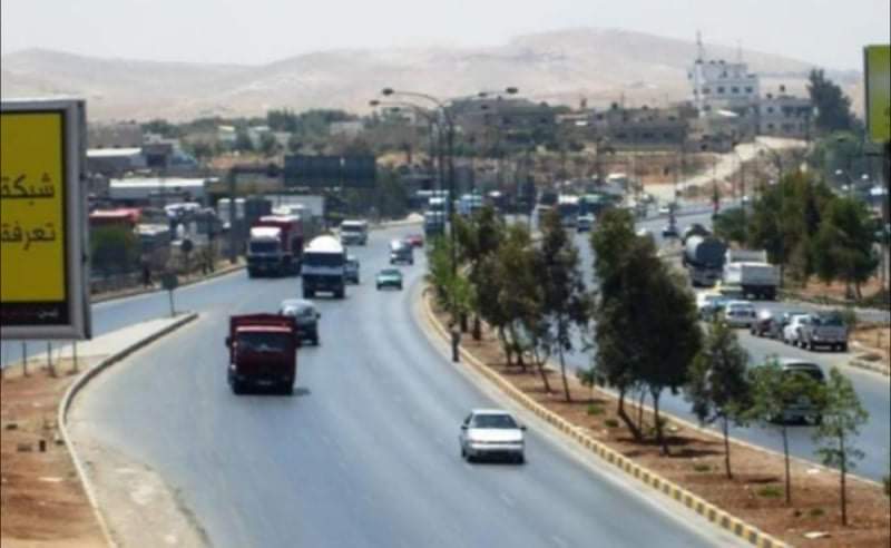 تحويلات مرورية على طريق عمان  الزرقاء