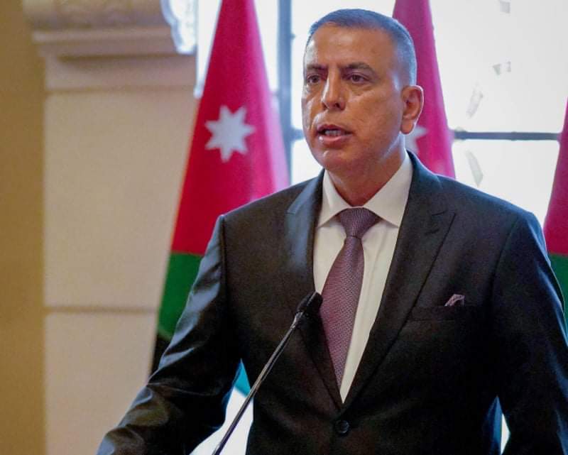 الفراية يتفقد سير العمل ميدانيا في مستشفيي الامير حمزة وعمان الميداني