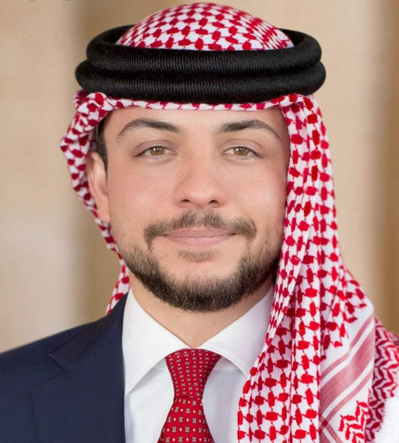 ولي العهد يعزي أهالي المتوفين بحادثة مستشفى السلط