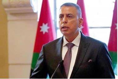 الفراية يقرر تعيين 30 طبيبا عاما في الوزارة