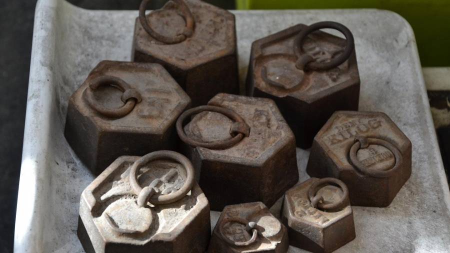 ما عقوبة من يتلاعب بالأوزان؟