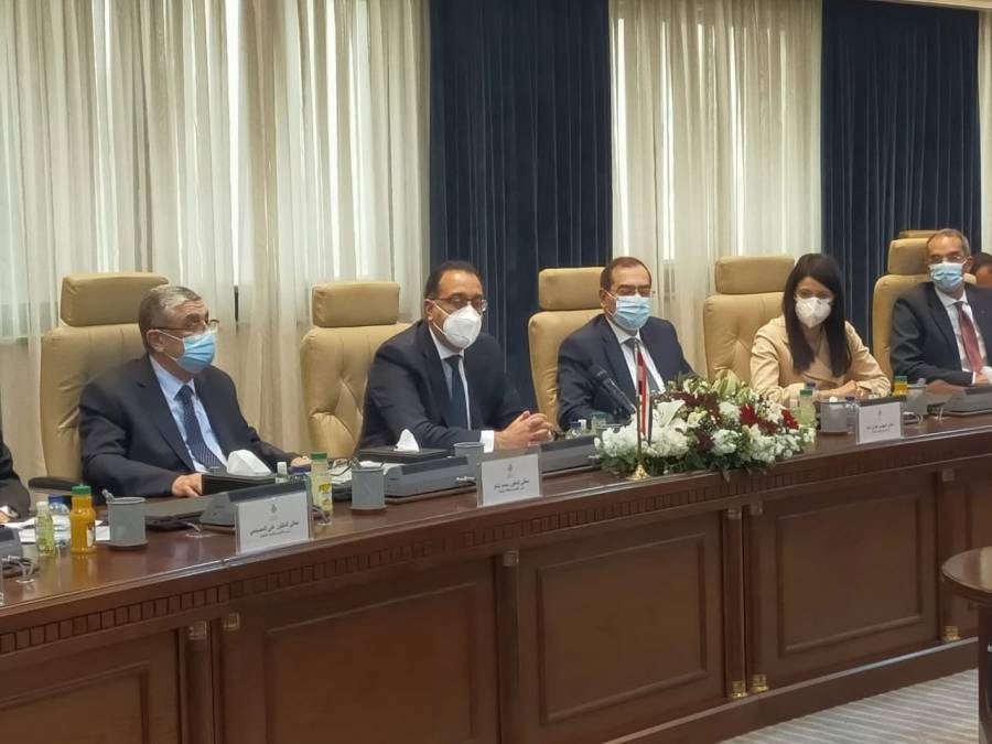 رئيس الوزراء ونظيره المصري يترأسان اجتماعات اللجنة العليا المشتركة