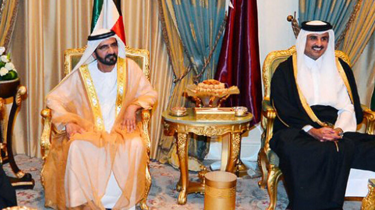 لأول مرة منذ سنوات .. أمير قطر يجري اتصالاً هاتفياً مع حاكم دُبي