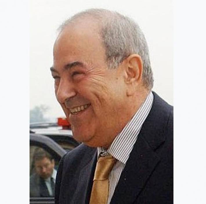 رئيس حكومة العراق سابقًا  اياد علاوي يعزي عشيرة  الرقاد .... تفاصيل