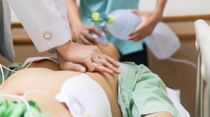 تحذير هام من “الصحة” لمرضى كورونا في المنازل