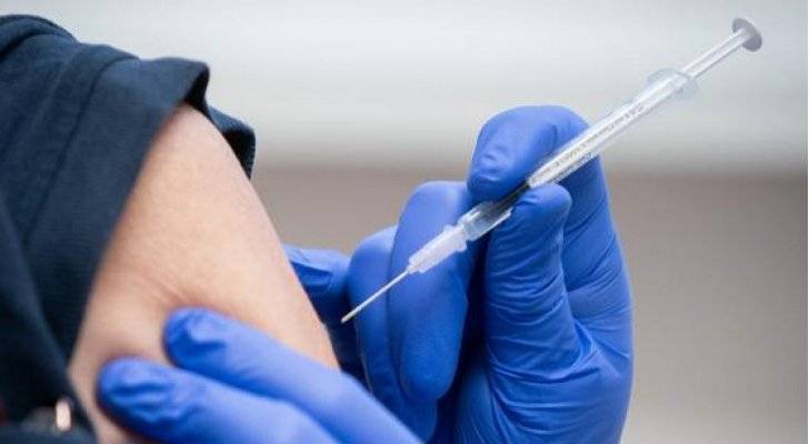 بدء حملة لتطعيم الأشخاص ذوي الإعاقة المسجلين على المنصة الأربعاء