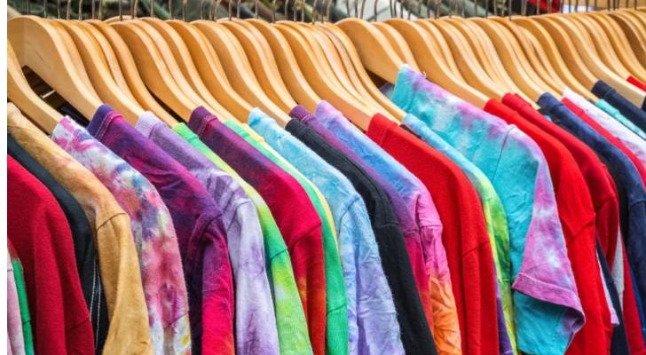 قطاع الألبسة: تمديد الحظر الجزئي يعمق خسائر القطاع