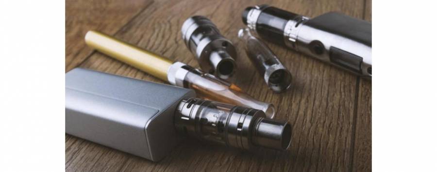 الغذاء والدواء: مباشرة مختبر التبغ إصدار التقارير المخبرية الخاصة بفحوصات السائل الإلكتروني